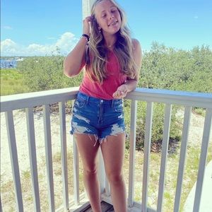 Meet your Posher, Iris